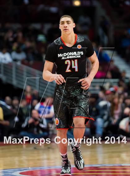 Thumbnail 2 in McDonald's All American Boys Game photogallery.