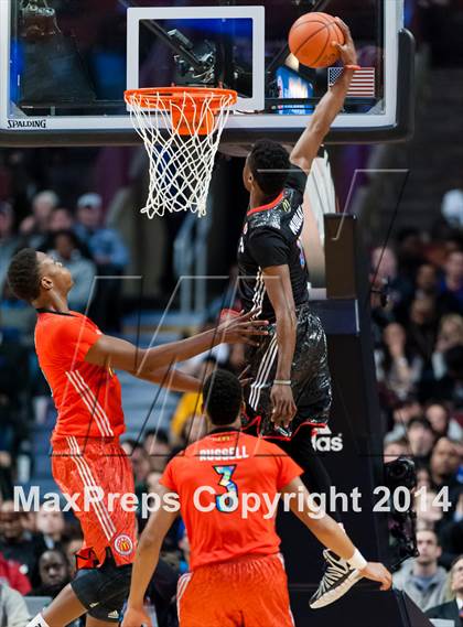 Thumbnail 3 in McDonald's All American Boys Game photogallery.
