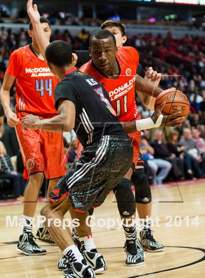 Thumbnail 2 in McDonald's All American Boys Game photogallery.
