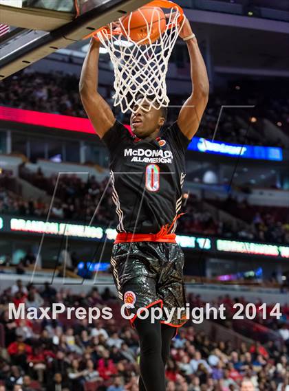Thumbnail 2 in McDonald's All American Boys Game photogallery.