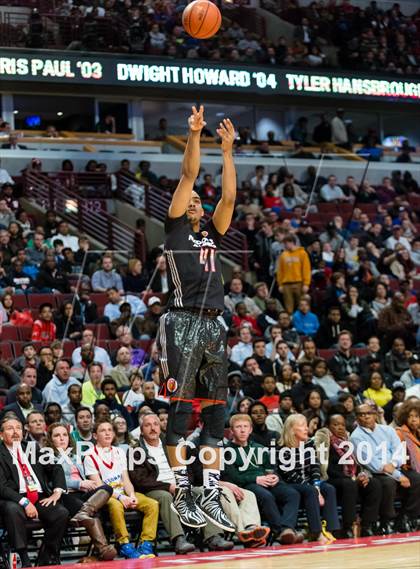 Thumbnail 1 in McDonald's All American Boys Game photogallery.