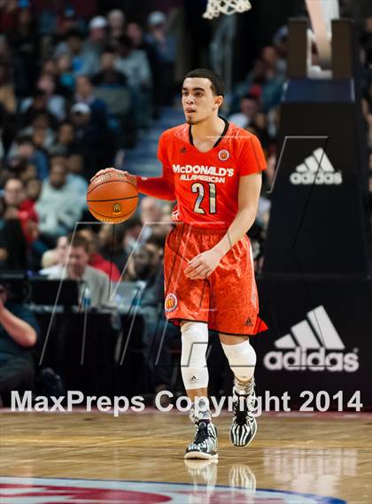 Thumbnail 1 in McDonald's All American Boys Game photogallery.