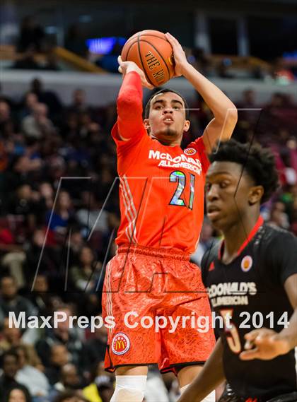 Thumbnail 3 in McDonald's All American Boys Game photogallery.
