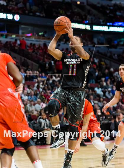 Thumbnail 2 in McDonald's All American Boys Game photogallery.
