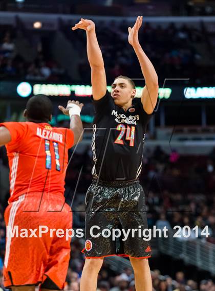 Thumbnail 3 in McDonald's All American Boys Game photogallery.