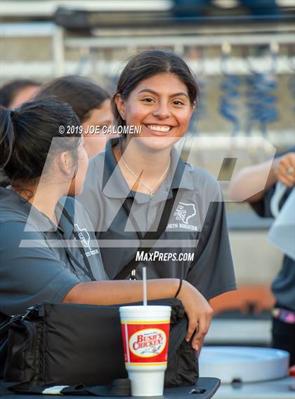Thumbnail 2 in Lee [Robert E.] vs South San Antonio photogallery.
