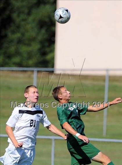 Thumbnail 2 in Central Dauphin @ Hempfield photogallery.