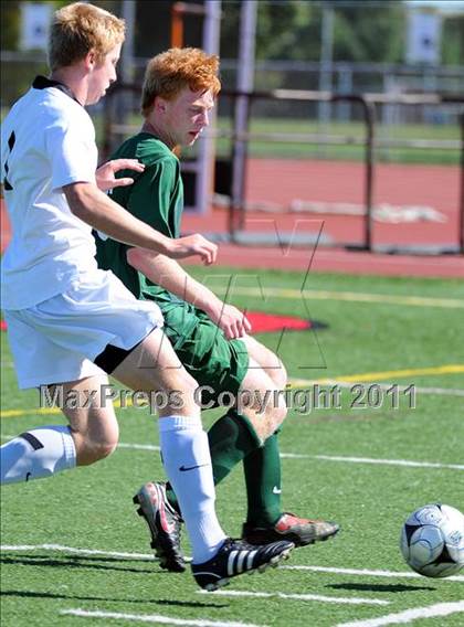 Thumbnail 2 in Central Dauphin @ Hempfield photogallery.