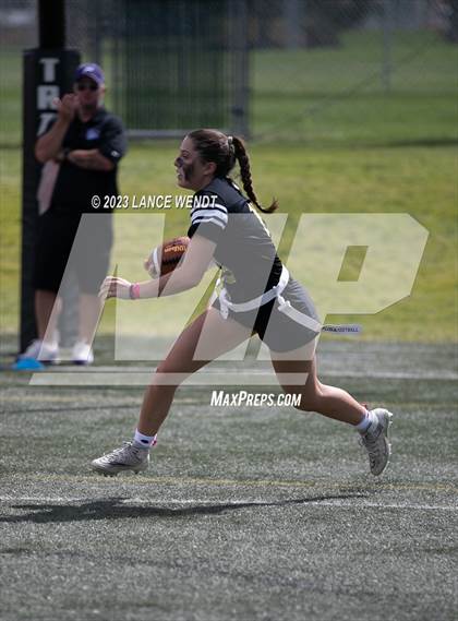 Thumbnail 3 in Green Mountain vs Douglas County photogallery.