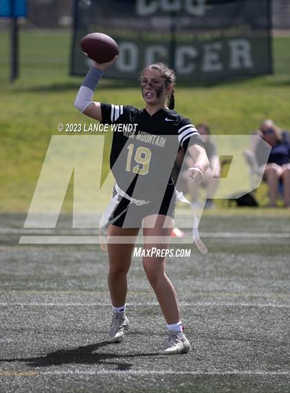 Thumbnail 1 in Green Mountain vs Douglas County photogallery.