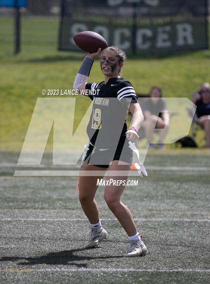 Thumbnail 3 in Green Mountain vs Douglas County photogallery.