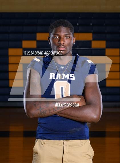 Thumbnail 2 in 2023-24 MaxPreps National Male Player of the Year (Kendre Harrison) photogallery.