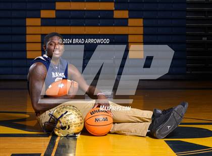 Thumbnail 3 in 2023-24 MaxPreps National Male Player of the Year (Kendre Harrison) photogallery.