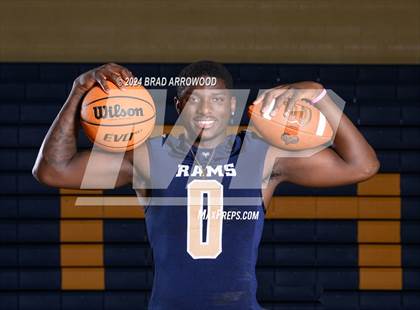 Thumbnail 3 in 2023-24 MaxPreps National Male Player of the Year (Kendre Harrison) photogallery.
