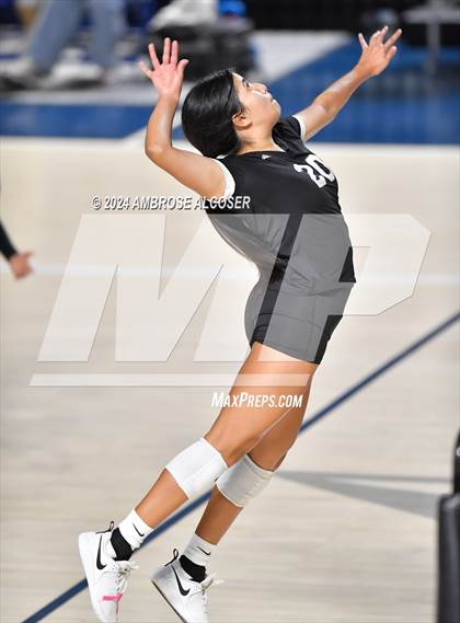 Thumbnail 1 in Waltrip @ Galena Park photogallery.