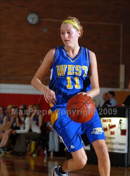 Thumbnail 2 in West Seneca West vs Niagara-Wheatfield (Class AA Playoffs)  photogallery.