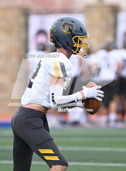 Thumbnail 2 in Centennial vs. Galena (NIAA 5A Division3 Final) photogallery.