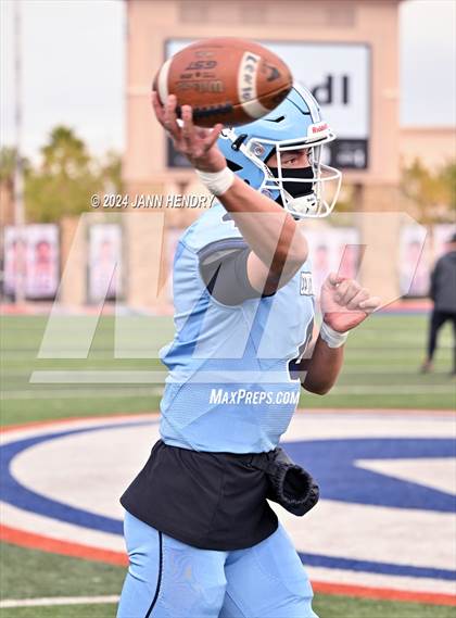 Thumbnail 3 in Centennial vs. Galena (NIAA 5A Division3 Final) photogallery.