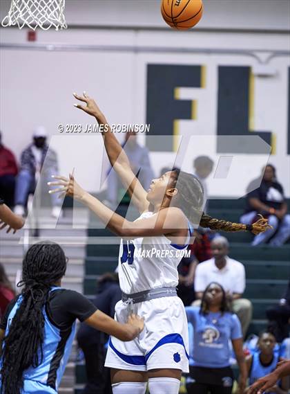 Thumbnail 1 in Ribault vs Ridgeview (Battle For the Island) photogallery.