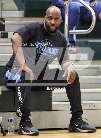 Thumbnail 3 in Ribault vs Ridgeview (Battle For the Island) photogallery.