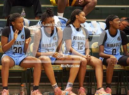 Thumbnail 3 in Ribault vs Ridgeview (Battle For the Island) photogallery.