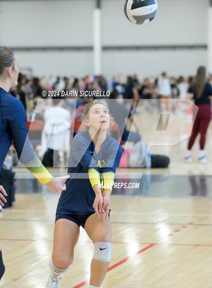 Thumbnail 1 in Mead vs St. Paul (Nike TOC Southwest)  photogallery.