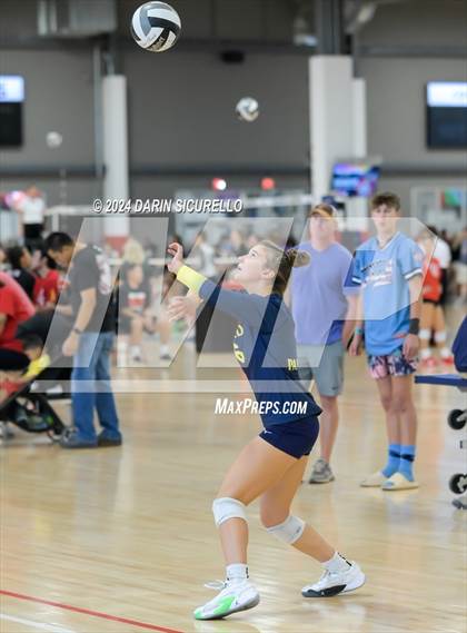 Thumbnail 1 in Mead vs St. Paul (Nike TOC Southwest)  photogallery.