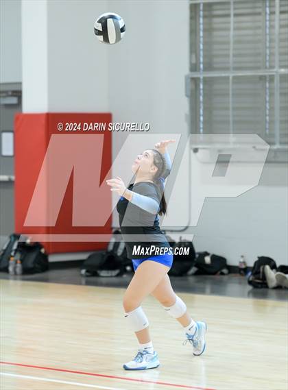 Thumbnail 2 in Mead vs St. Paul (Nike TOC Southwest)  photogallery.