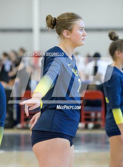 Thumbnail 3 in Mead vs St. Paul (Nike TOC Southwest)  photogallery.