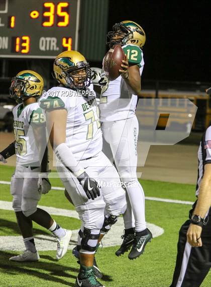 Thumbnail 1 in DeSoto @ Guyer photogallery.
