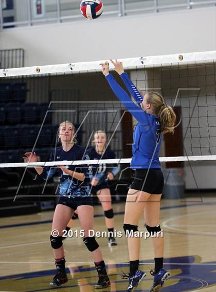 Thumbnail 3 in Immanuel vs. Frazier Mountain (CIF Central D5 Final) photogallery.