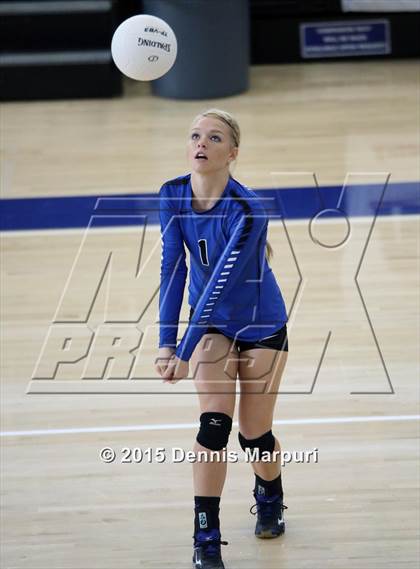 Thumbnail 2 in Immanuel vs. Frazier Mountain (CIF Central D5 Final) photogallery.