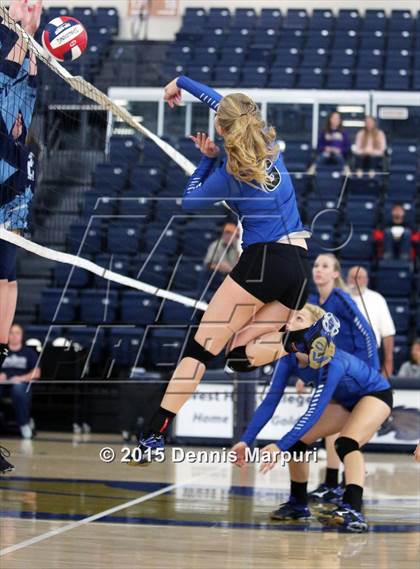 Thumbnail 3 in Immanuel vs. Frazier Mountain (CIF Central D5 Final) photogallery.