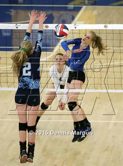 Thumbnail 3 in Immanuel vs. Frazier Mountain (CIF Central D5 Final) photogallery.