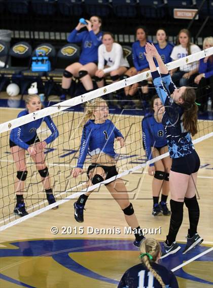 Thumbnail 3 in Immanuel vs. Frazier Mountain (CIF Central D5 Final) photogallery.