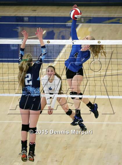 Thumbnail 2 in Immanuel vs. Frazier Mountain (CIF Central D5 Final) photogallery.