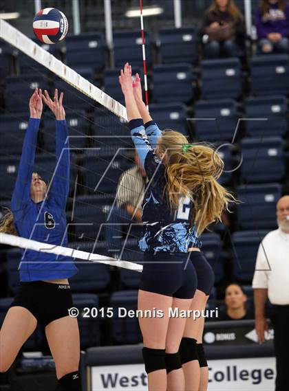 Thumbnail 3 in Immanuel vs. Frazier Mountain (CIF Central D5 Final) photogallery.