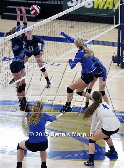 Thumbnail 2 in Immanuel vs. Frazier Mountain (CIF Central D5 Final) photogallery.