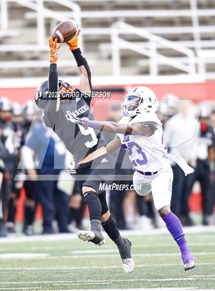 Thumbnail 1 in Corner Canyon vs Lehi (UHSAA 6A Semifinal) photogallery.