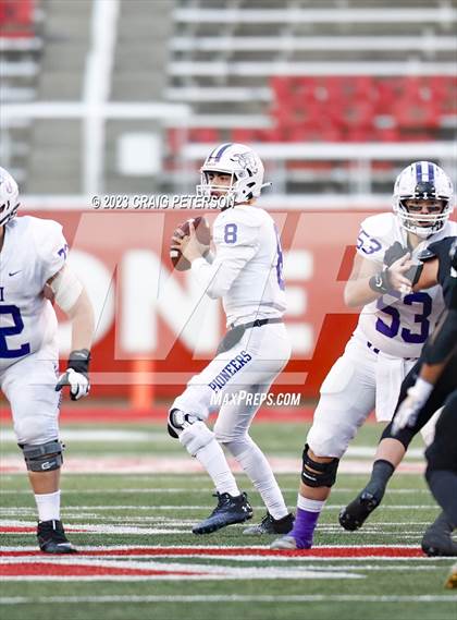 Thumbnail 1 in Corner Canyon vs Lehi (UHSAA 6A Semifinal) photogallery.