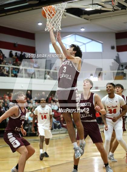 Thumbnail 1 in Newton-Conover vs. South Caldwell photogallery.