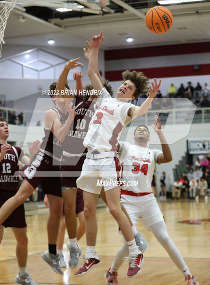Thumbnail 1 in Newton-Conover vs. South Caldwell photogallery.
