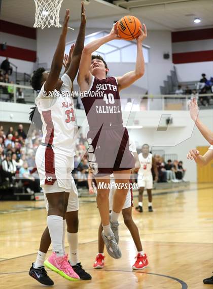 Thumbnail 2 in Newton-Conover vs. South Caldwell photogallery.