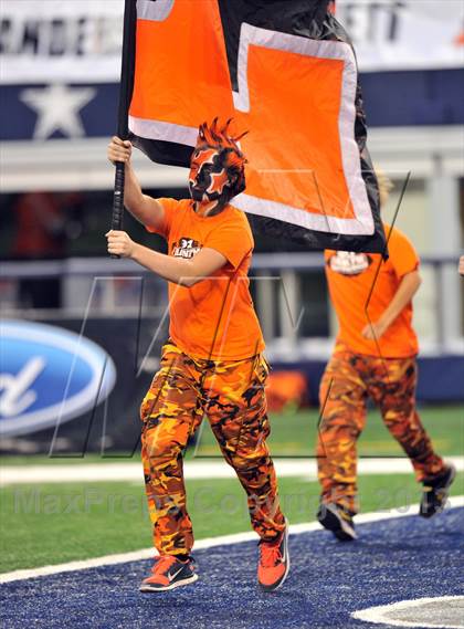 Thumbnail 2 in Brenham vs. Aledo (UIL 4A Division 2 Final)  photogallery.