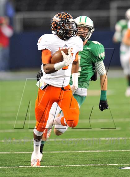 Thumbnail 1 in Brenham vs. Aledo (UIL 4A Division 2 Final)  photogallery.