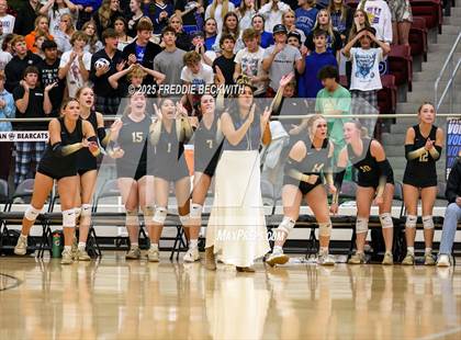 Thumbnail 1 in Gunter vs. Whitesboro (UIL 3A Volleyball Area Playoff) photogallery.