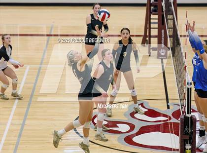 Thumbnail 2 in Gunter vs. Whitesboro (UIL 3A Volleyball Area Playoff) photogallery.