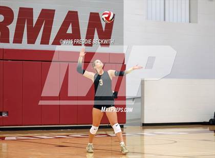 Thumbnail 1 in Gunter vs. Whitesboro (UIL 3A Volleyball Area Playoff) photogallery.