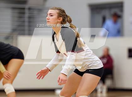 Thumbnail 2 in Gunter vs. Whitesboro (UIL 3A Volleyball Area Playoff) photogallery.