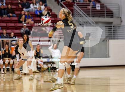 Thumbnail 2 in Gunter vs. Whitesboro (UIL 3A Volleyball Area Playoff) photogallery.